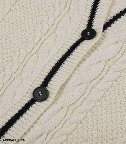 Geborduurd vest met V-hals en ster